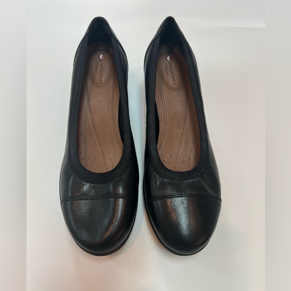 Clark’s “unstructured” brand. Size 9. Black